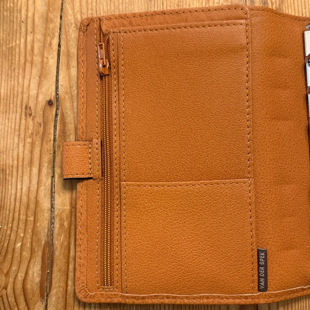 Leather Planner Organizer in Tan - Classic Home Office Accessory